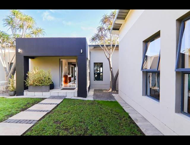 3 BEDROOM HOUSE FOR SALE IN COPPERLEAF ESTATE